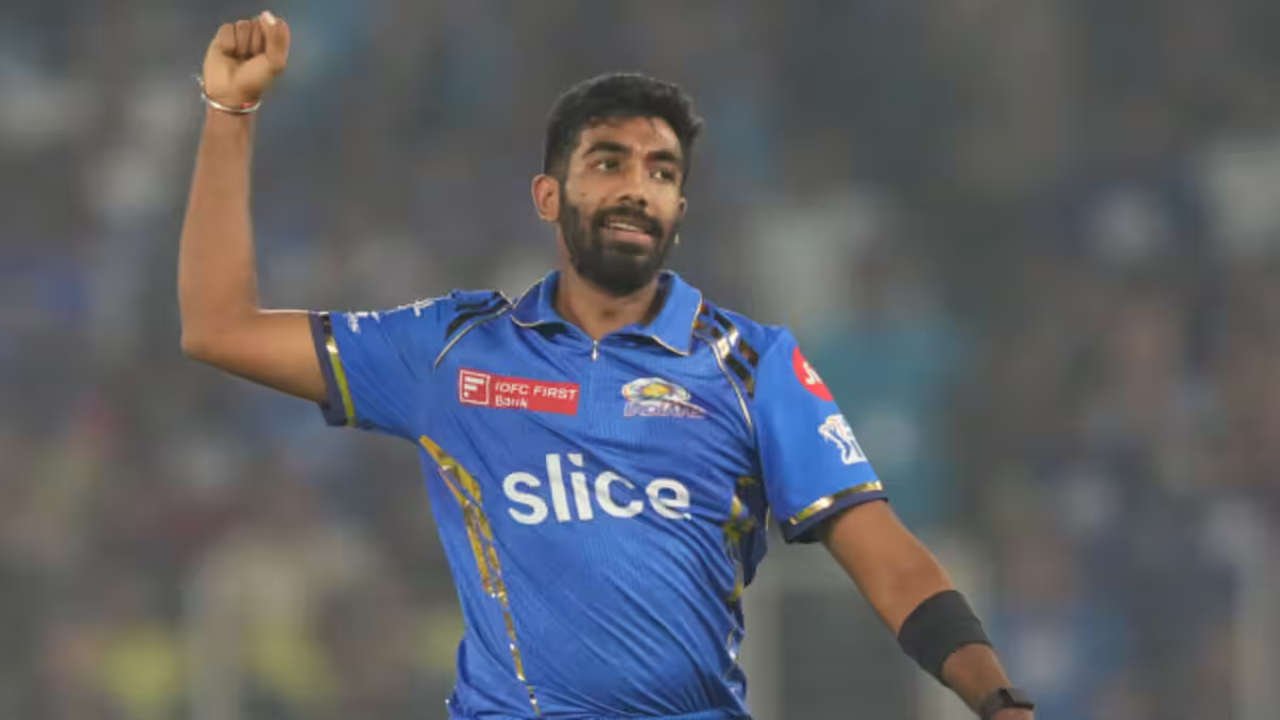 Mumbai Indians becomes the FIRST team with a five-wicket haul in 3 consecutive IPL seasons.
